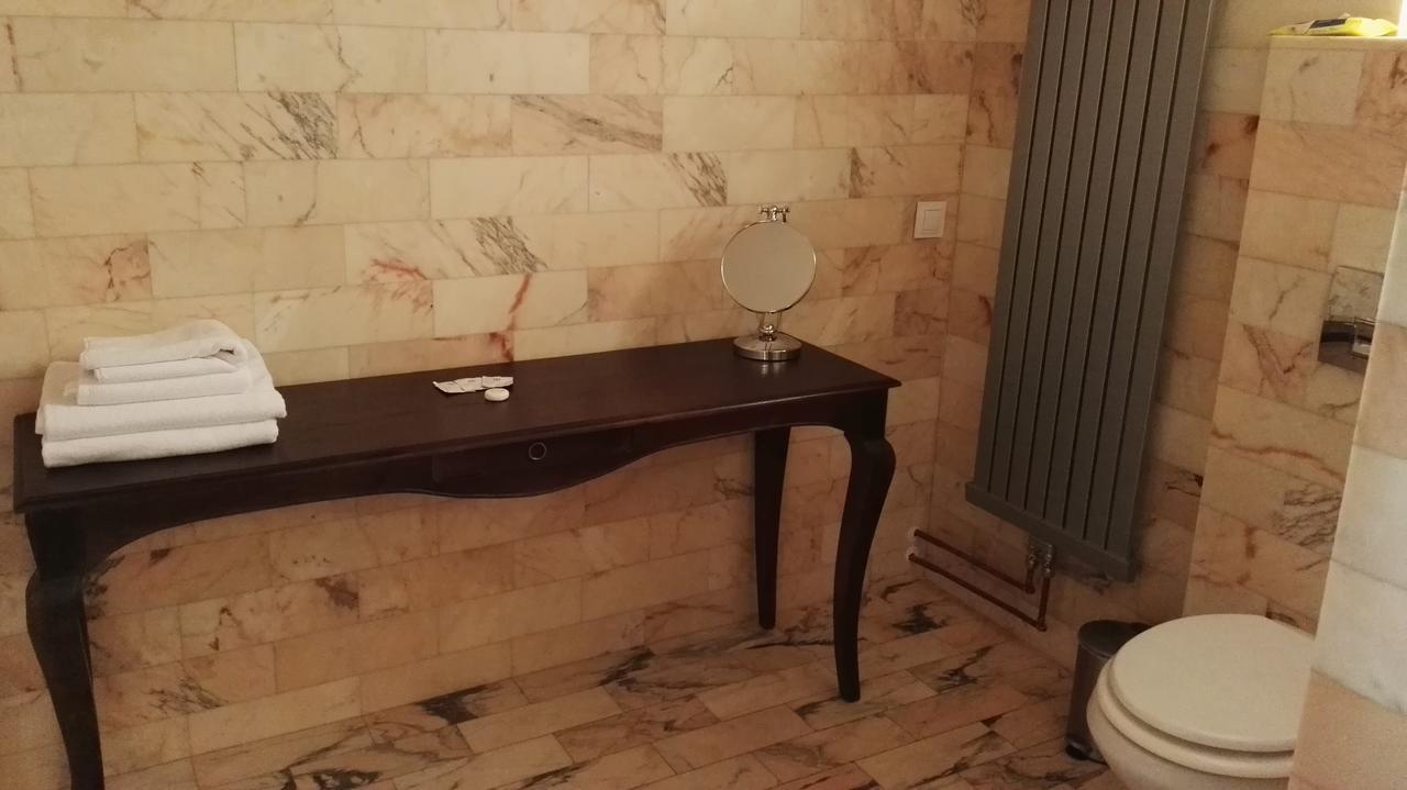 Hotel Retro B.A. Zientarski Зелёна-Гура Экстерьер фото